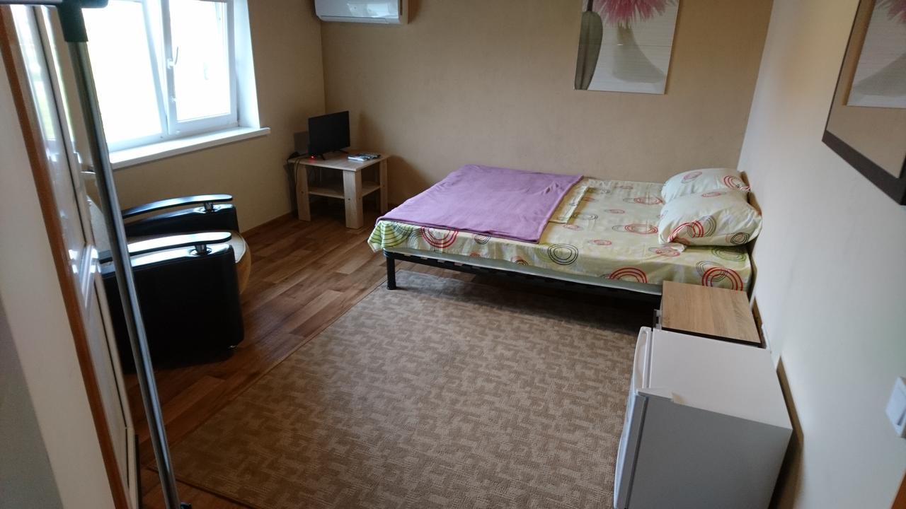 Guest House Dacha Karolino-Buhaz Bagian luar foto