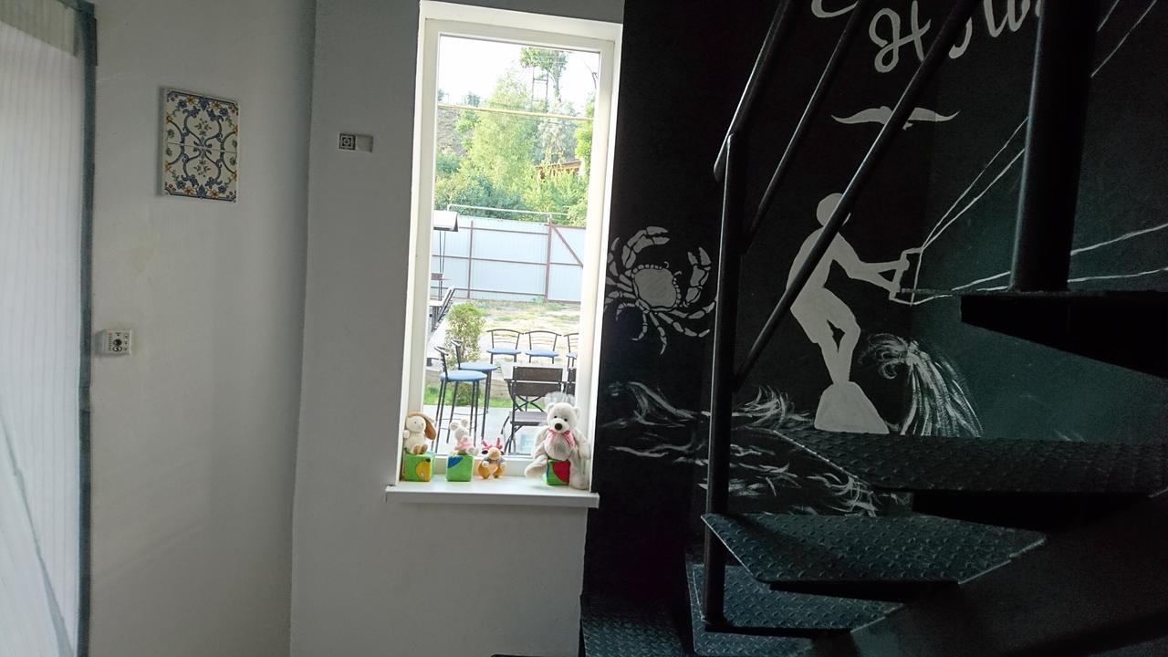 Guest House Dacha Karolino-Buhaz Bagian luar foto
