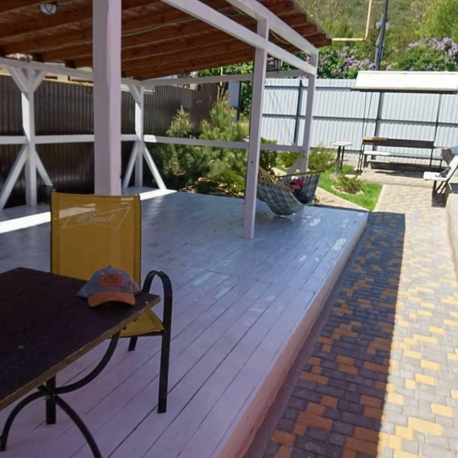 Guest House Dacha Karolino-Buhaz Bagian luar foto
