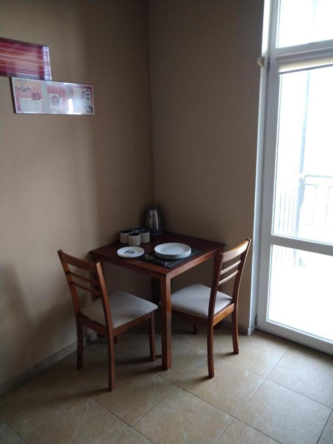 Guest House Dacha Karolino-Buhaz Bagian luar foto